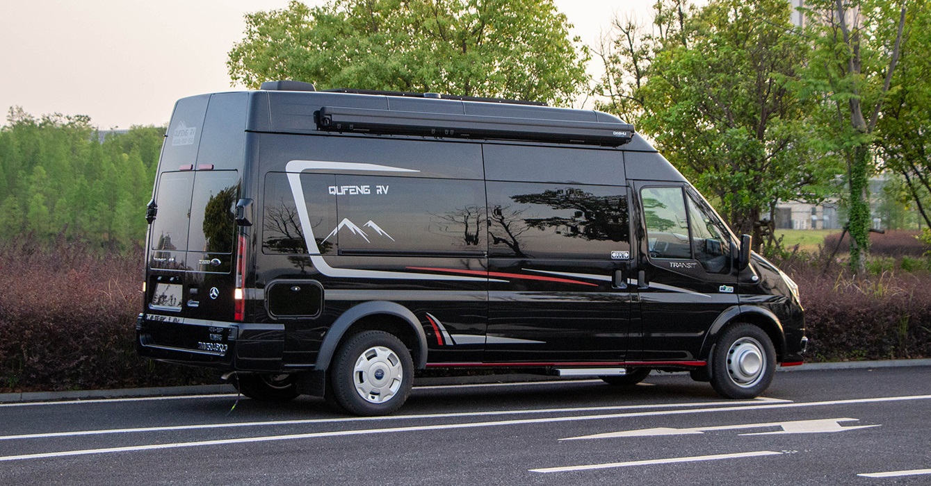 2023款趣蜂福特B850房车