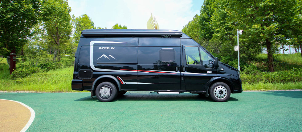2024款趣蜂江铃B850房车